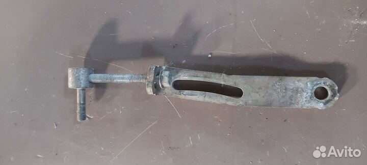 Крепление генератора на Mitsubishi Lancer 10