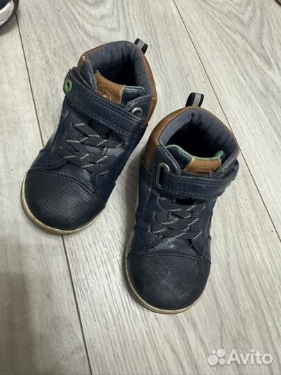 Полуботинки на мальчика 22