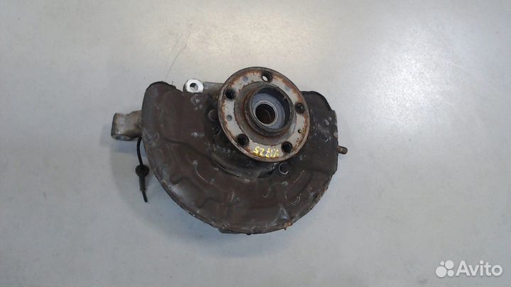 Ступица (кулак, цапфа) Volvo S60, 2001