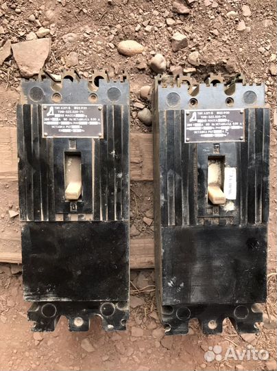 Автоматический выключатель тип а371 СССР автомат