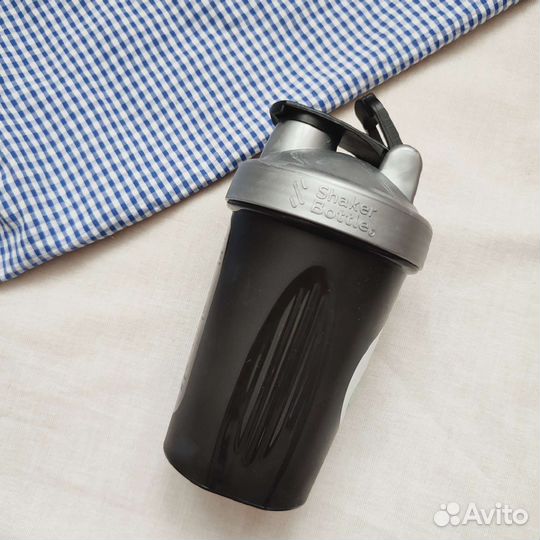 Шейкер спортивный/шейкер для протеина новый