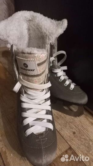 Коньки фигурные для девочки