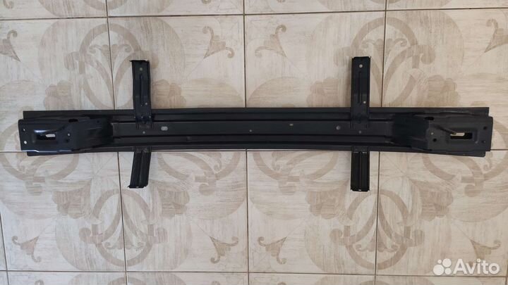 Держатель заднего бампера