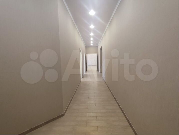 3-к. квартира, 157 м², 3/6 эт.