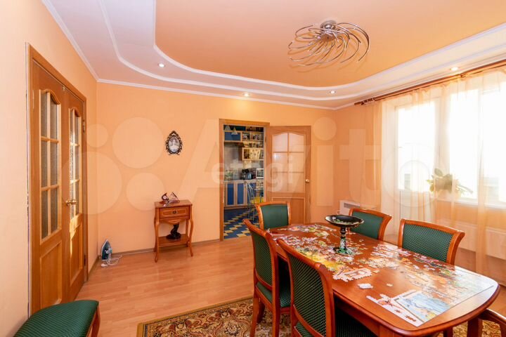 4-к. квартира, 93,7 м², 10/10 эт.