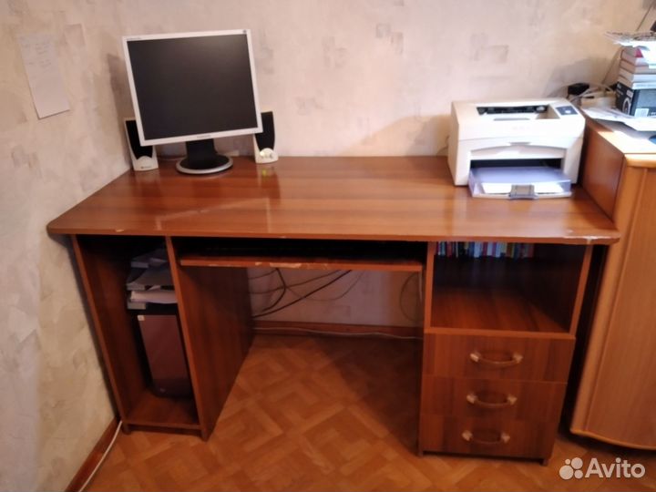 Письменный стол бу бесплатно
