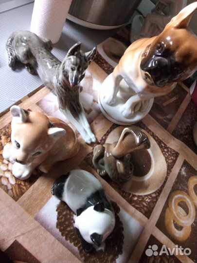 Фарфоровые фигурки
