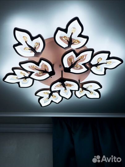 Люстра светодиодная потолочная с пультом 9 ламп