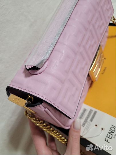 Сумка Fendi baguette chain midi