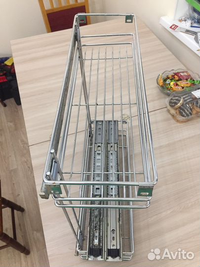 Бутылочница 200 с доводчиками