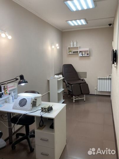 Рабочее место мастера маникюра и педикюра