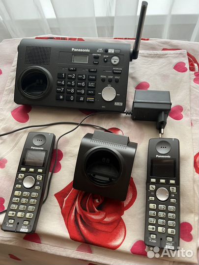 Радиотелефон panasonic 2 трубки с автоответчиком