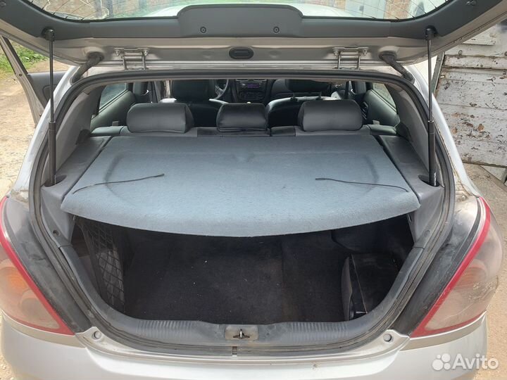 Полка багажника Nissan Almera N16