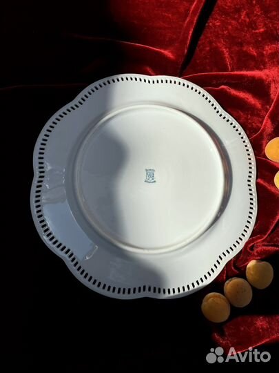 Старинная тарелка 