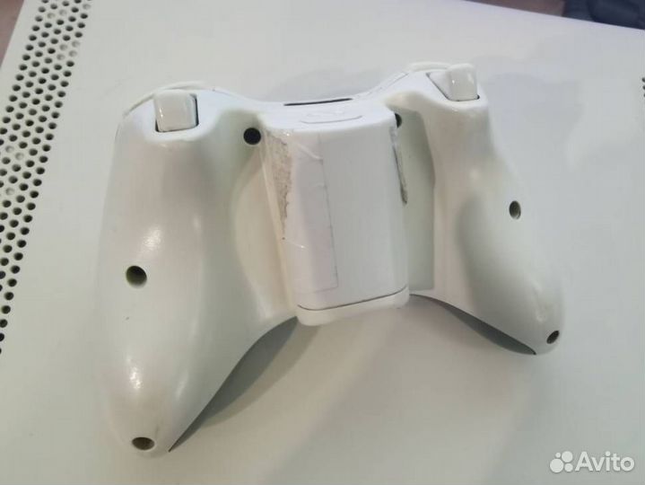 Игровая Приставка Xbox 360 Arcade 4Гб + Геймпад