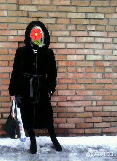 Шуба мутоновая с капюшоном