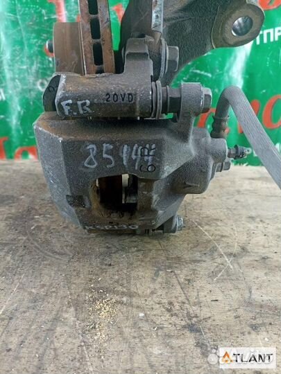 Ступица передняя правая toyota vitz