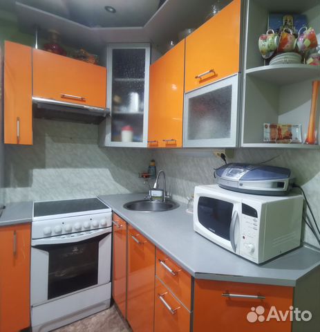 Кухонный гарнитур угловой бу для маленькой кухни купить в Нягани ...