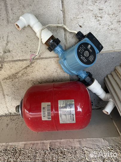 Насос бачок для газового котла