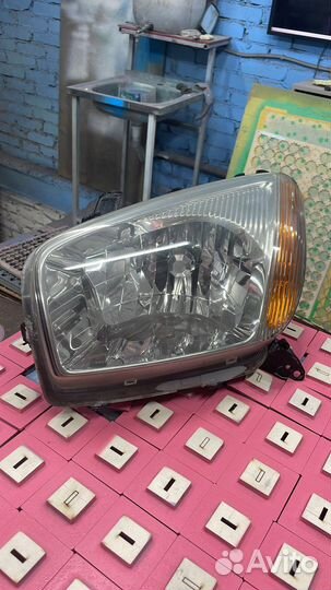 Фара оригинал toyota rav 4