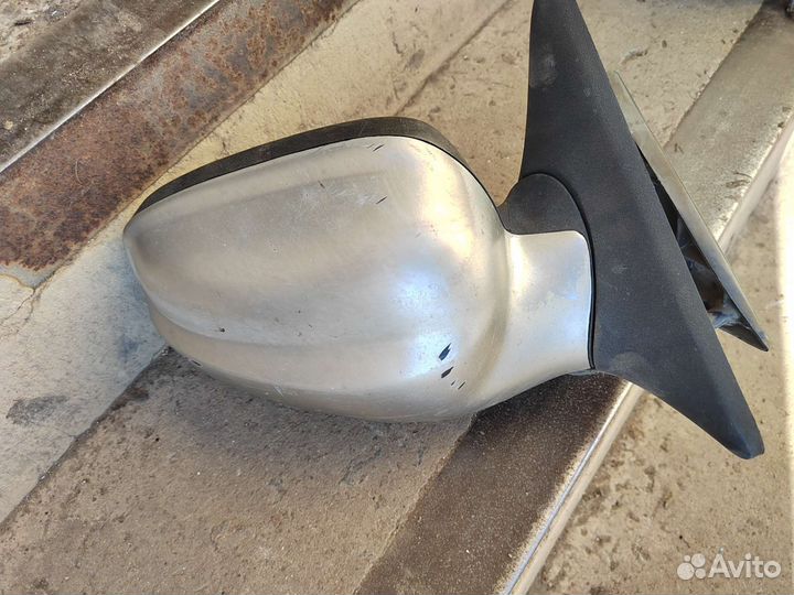 Боковое зеркало волга