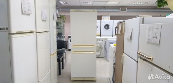 Холодильник Stinol