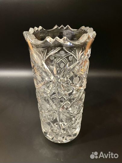 Вазы для цветов, фужеры из Богемского стекла