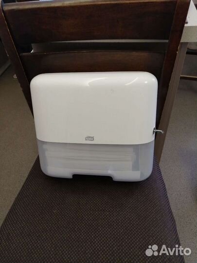 Диспенсер торк (tork)