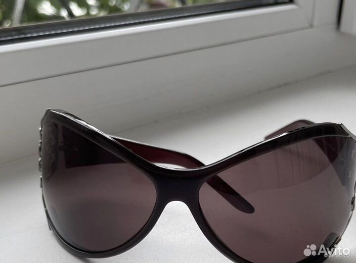 Солнцезащитные очки