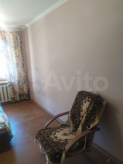 3-к. квартира, 74 м², 2/5 эт.