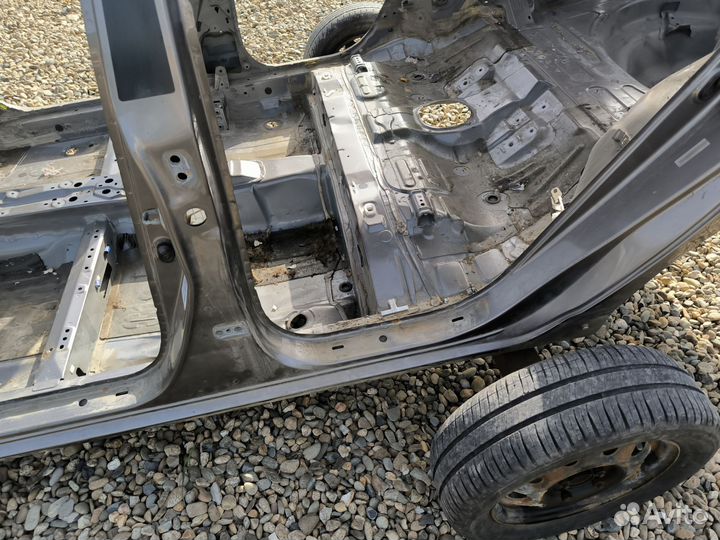 Toyota corolla 120 2003 порог левый