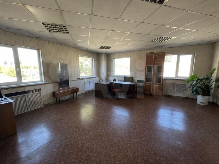 Свободного назначения, 2000 м²