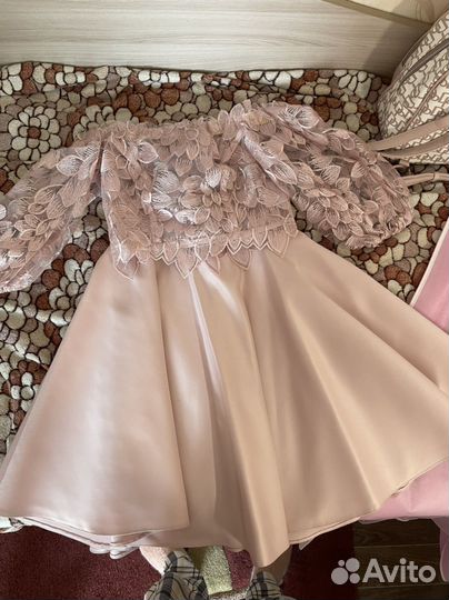 Вечернее платье