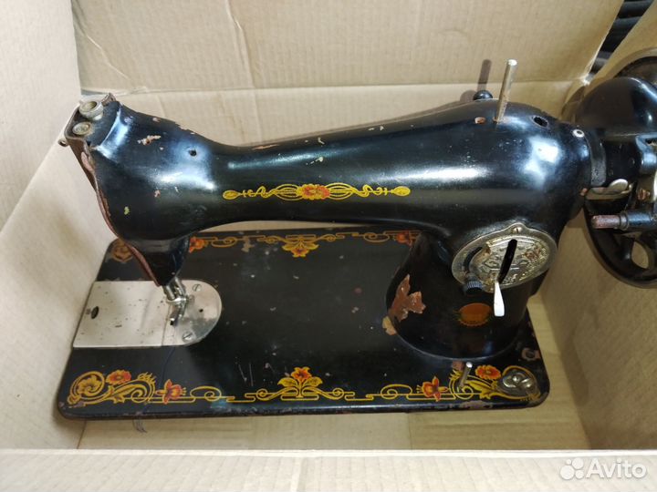 Швейная машинка пмз им.Калинина