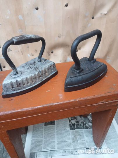 Утюг старый
