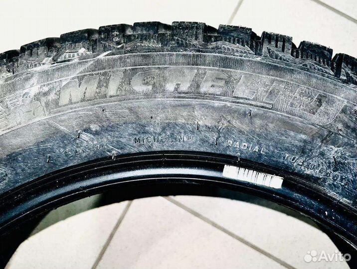 Michelin X-Ice North 4 215/60 R17 100T