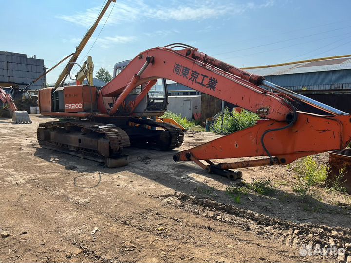 Гусеничный экскаватор Hitachi EX 200-5, 1998