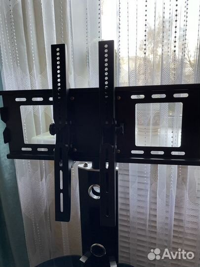 Тумба под телевизор