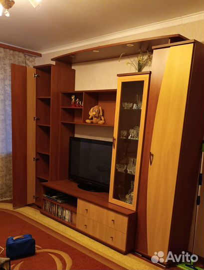 Стенка в гостиную