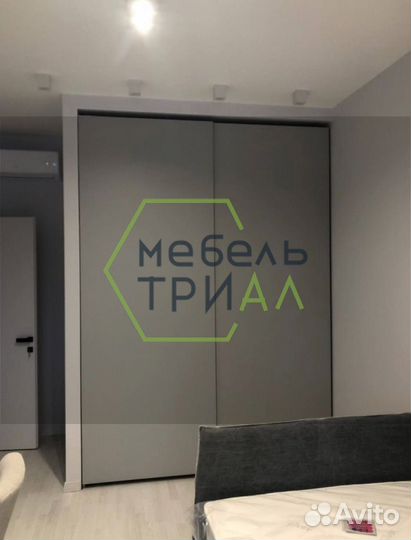 Шкаф распашной