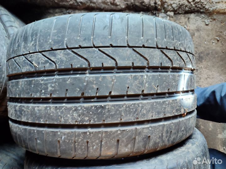 Pirelli P Zero 295/30 R19