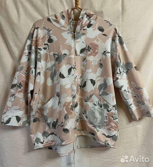 Женские вещи