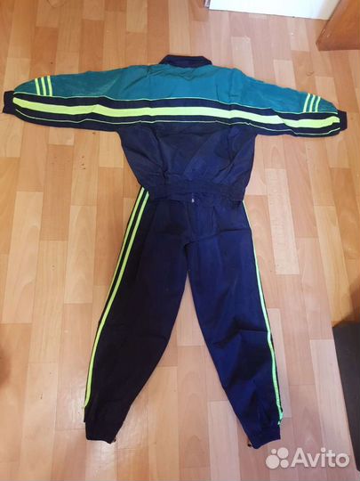 Спортивный костюм детский новый