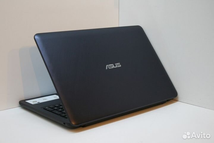 Мощный ноутбук Asus для учебы и игр