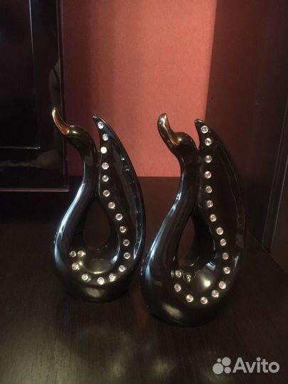 Новые,статуэтки лебеди,керамика