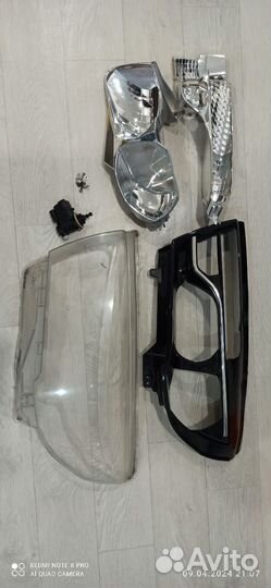 Стекло передней левой фары LADA vesta