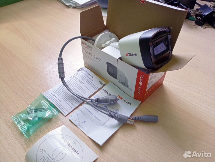 Камера аналоговая 5Мп HiWatch DS-t500с 2,8 AHD/TVI