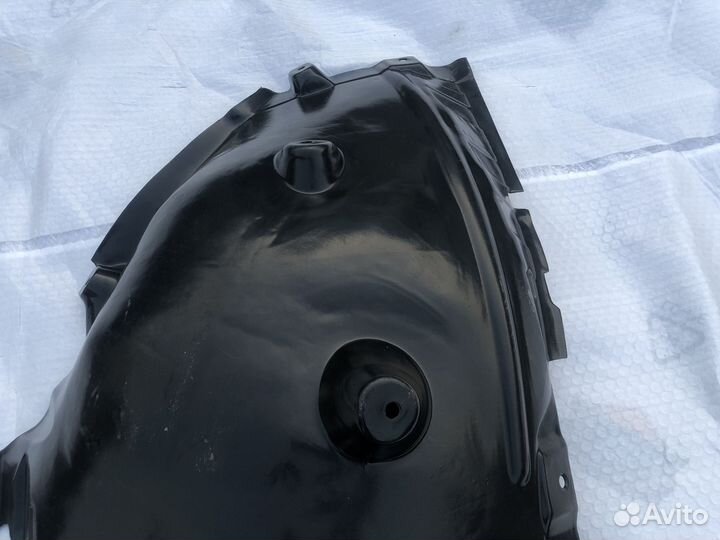 Подкрылок передний левый Bmw X7 G07 2019-2022