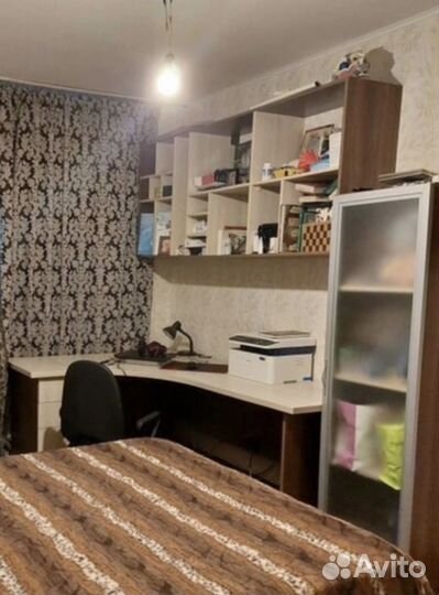 Детский школьный уголок и шкаф