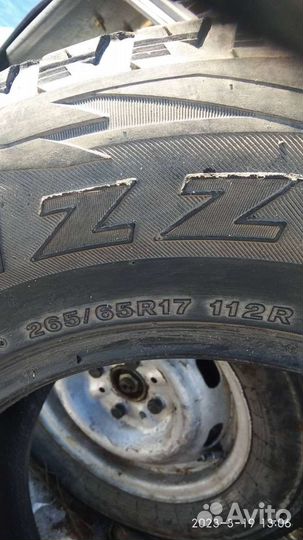 Bridgestone Blizzak DM-V1 265/65 R17